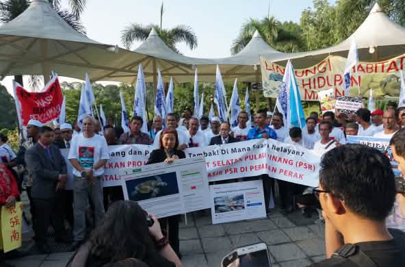 Demo und Unterschriften übergabe in Penang, Malaysia