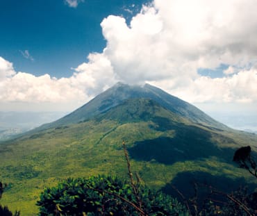 Vulkan im Virunga Nationalpark