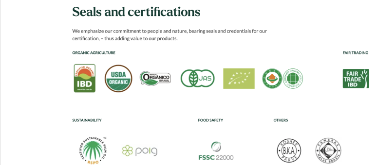 Bildschirmfoto von der Webseite von Agropalma mit den Logos der verschiedenen der Firma erteilten „Siegeln“ Bildschirmfoto von der Webseite von Agropalma mit den Logos der verschiedenen der Firma erteilten „Siegeln“