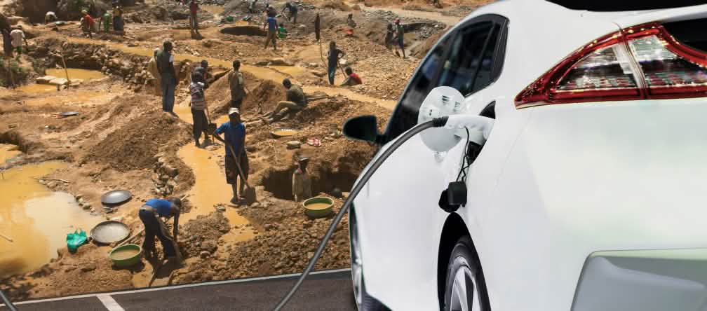 Autos mit Verbrennungsmotor sind sehr schädlich für Mensch und Umwelt, aber auch Elektroautos verursachen gewaltige Probleme Collage Minenarbeiter im Kongo + E-Auto