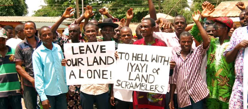 Protest gegen die Plantagenfirma Okomu Oil Palm Oil in Nigeria Protest gegen Okomu Oil Palm Oil in Nigeria