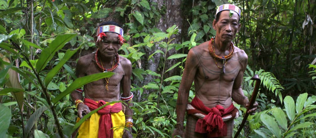 Im Einklang mit der Natur: Indigene auf Siberut Indigene aus Siberut