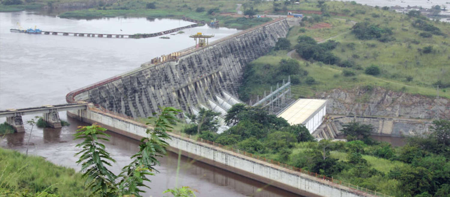 Ein Staudamm des Projekts Grand Inga am Kongo
